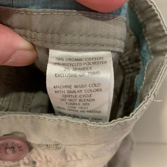 Horny Toad grey athletic chino style pants woman’s size 8 - Picture 11 of 11